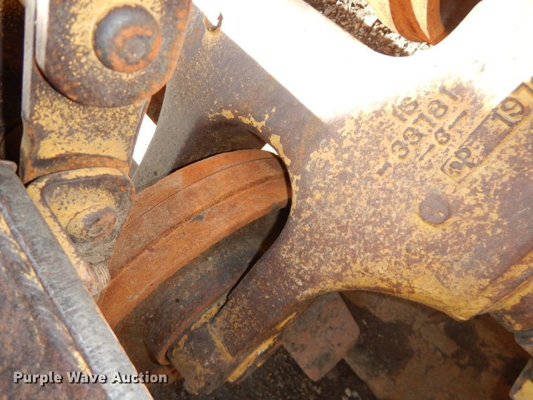 image for item DH2719 2000 Caterpillar 615C Series II elevating scraper