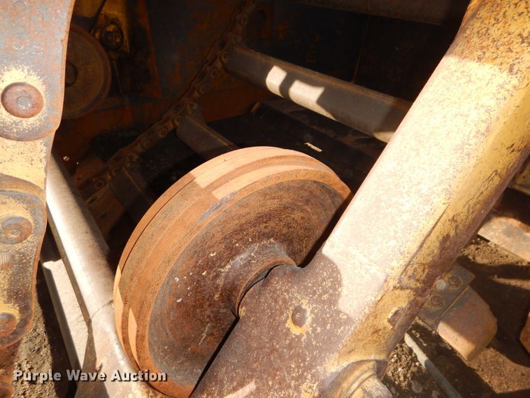 image for item DH2719 2000 Caterpillar 615C Series II elevating scraper