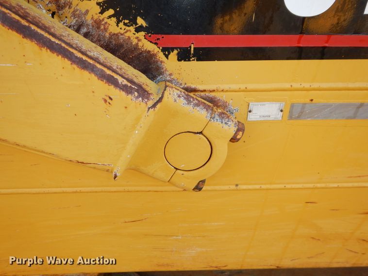 image for item DH2719 2000 Caterpillar 615C Series II elevating scraper