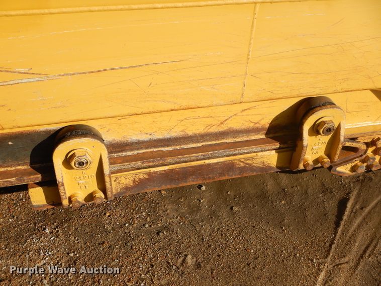 image for item DH2719 2000 Caterpillar 615C Series II elevating scraper