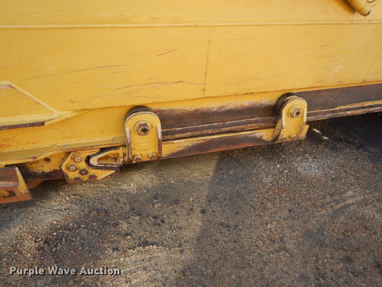 image for item DH2719 2000 Caterpillar 615C Series II elevating scraper