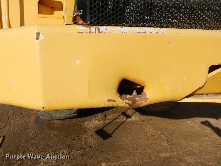 image for item DH2719 2000 Caterpillar 615C Series II elevating scraper