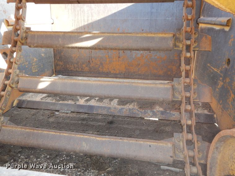 image for item DH2719 2000 Caterpillar 615C Series II elevating scraper