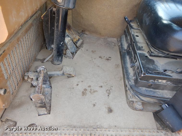 image for item DH2720 2003 Caterpillar 615C Series II elevating scraper