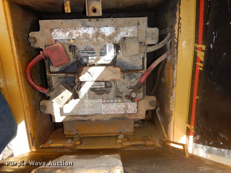 image for item DH2720 2003 Caterpillar 615C Series II elevating scraper