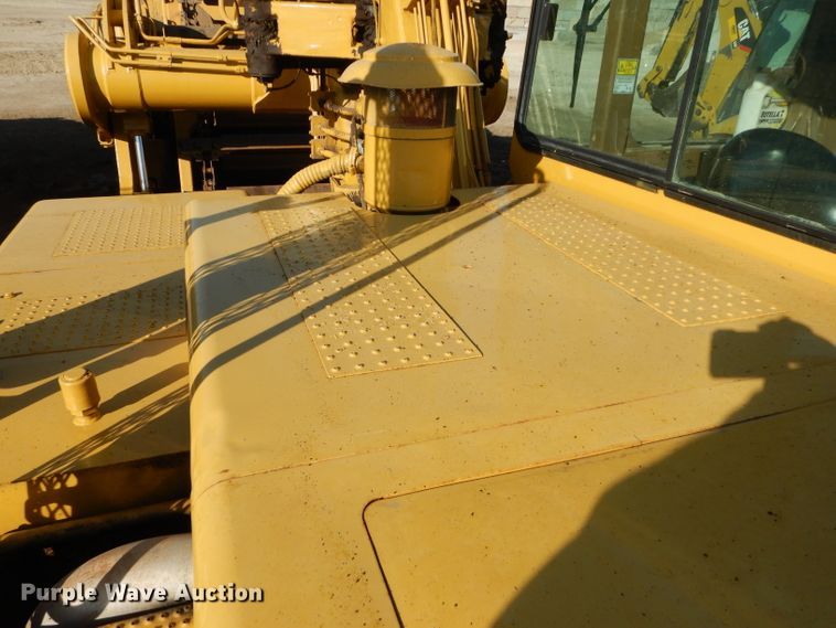 image for item DH2720 2003 Caterpillar 615C Series II elevating scraper