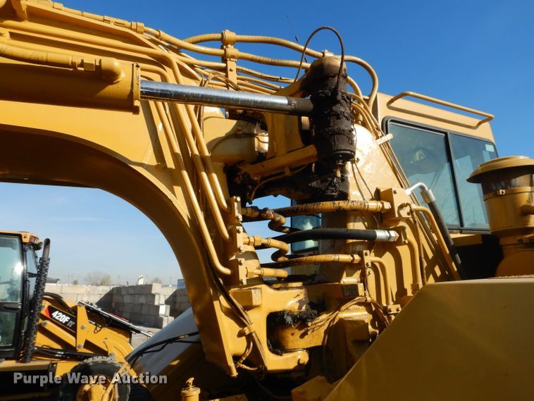 image for item DH2720 2003 Caterpillar 615C Series II elevating scraper