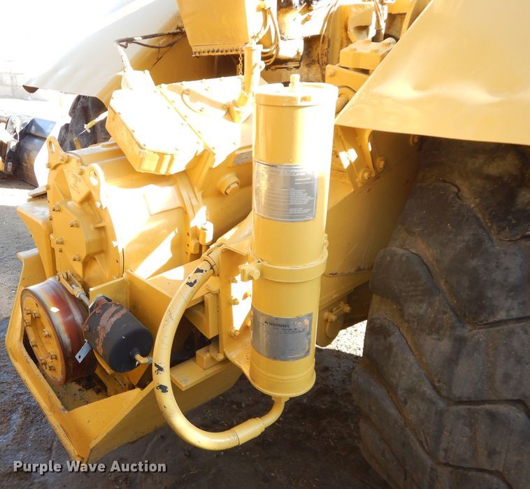 image for item DH2720 2003 Caterpillar 615C Series II elevating scraper