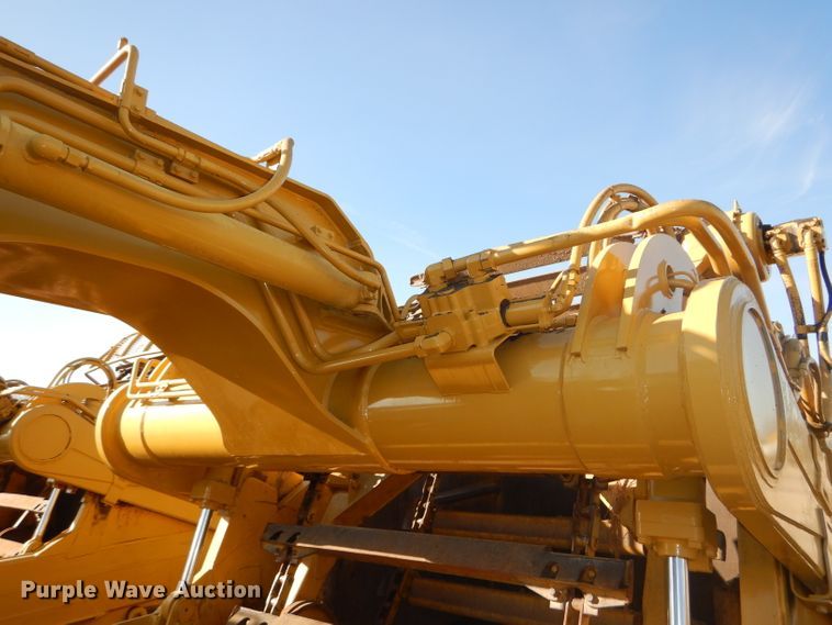 image for item DH2720 2003 Caterpillar 615C Series II elevating scraper