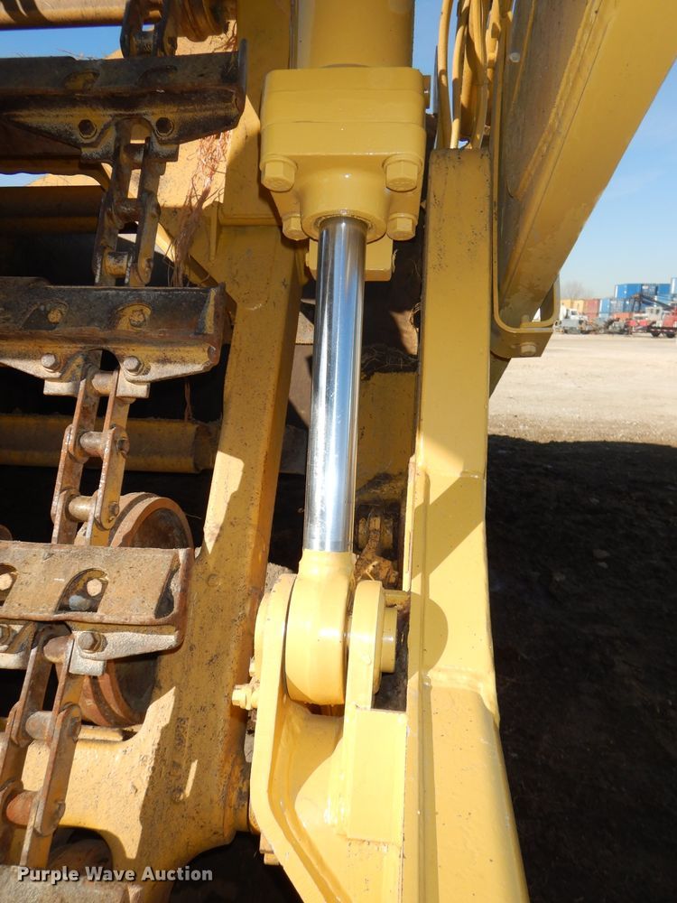 image for item DH2720 2003 Caterpillar 615C Series II elevating scraper