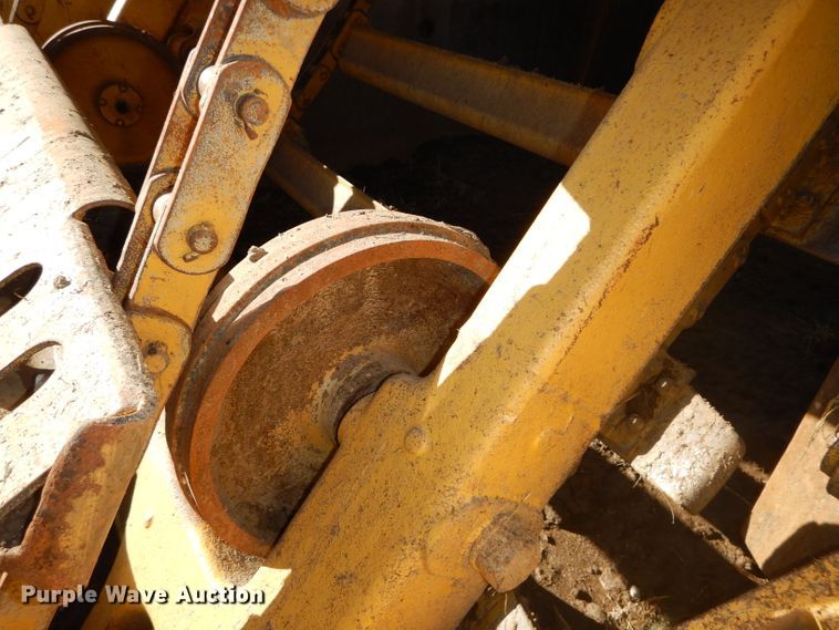 image for item DH2720 2003 Caterpillar 615C Series II elevating scraper