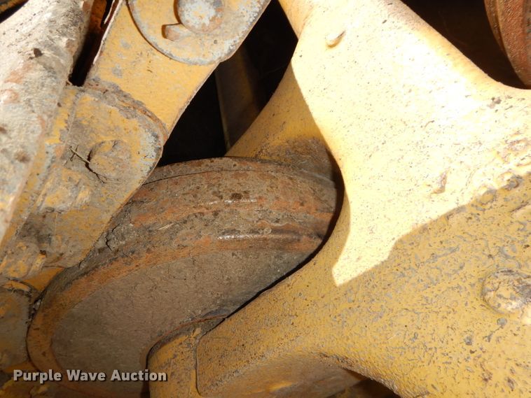 image for item DH2720 2003 Caterpillar 615C Series II elevating scraper