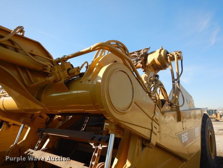 image for item DH2720 2003 Caterpillar 615C Series II elevating scraper