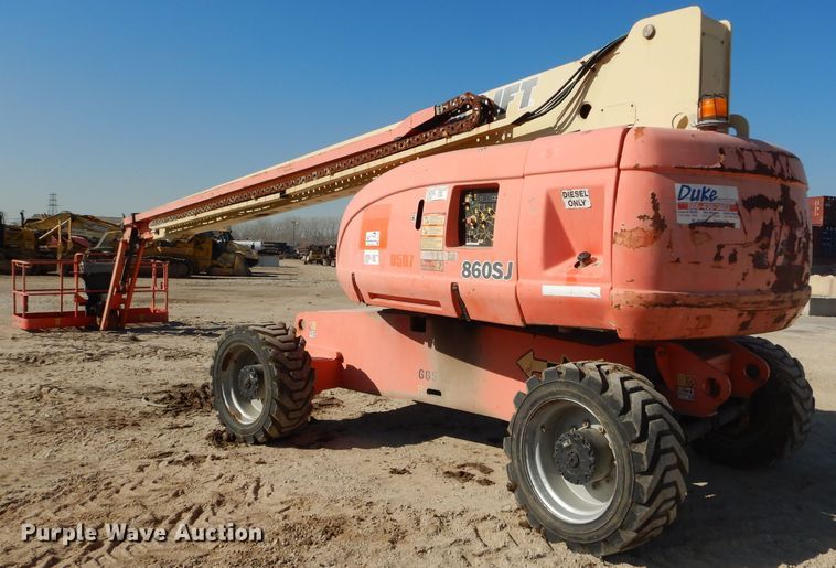 image for item DH2722 2002 JLG 860SJ boom lift