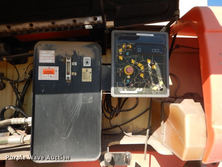 image for item DH2722 2002 JLG 860SJ boom lift