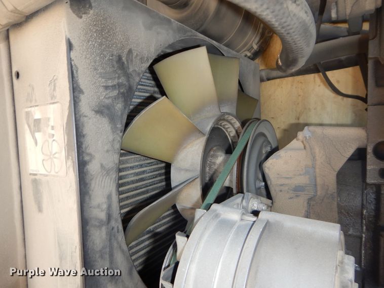 image for item DH2722 2002 JLG 860SJ boom lift