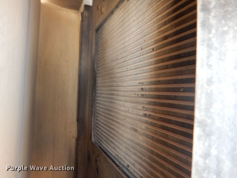 image for item DH2722 2002 JLG 860SJ boom lift