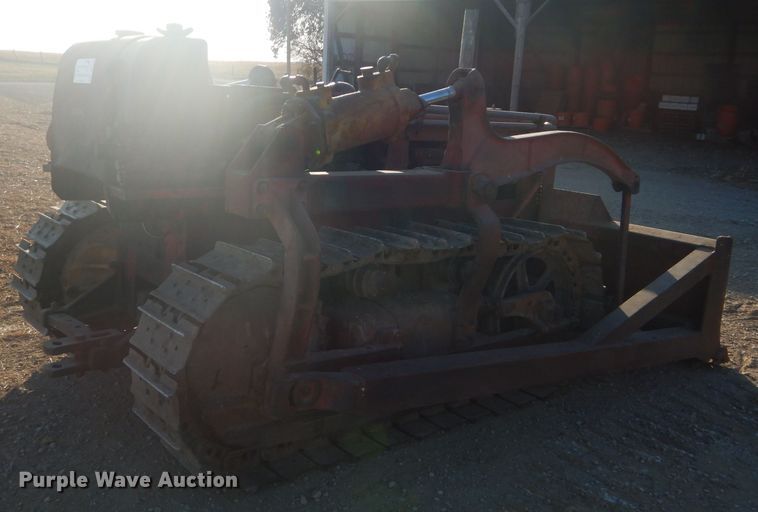 image for item DH2730 1954 International TD-9 dozer