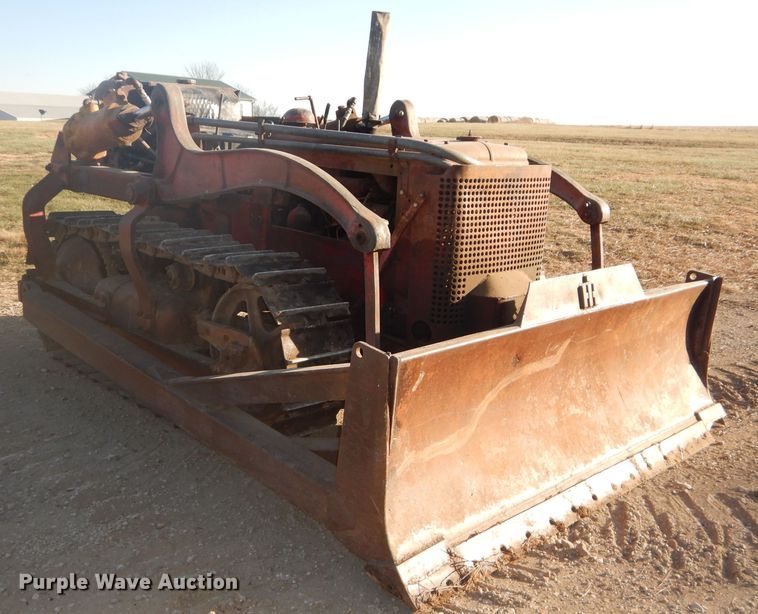 image for item DH2730 1954 International TD-9 dozer