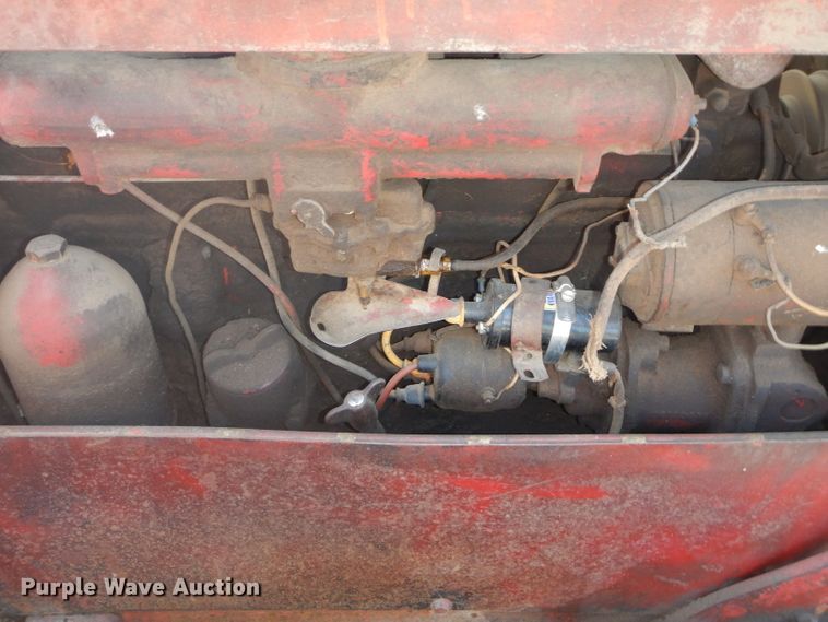 image for item DH2730 1954 International TD-9 dozer