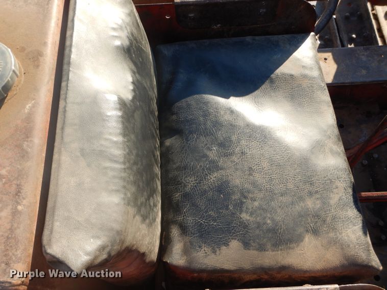 image for item DH2730 1954 International TD-9 dozer