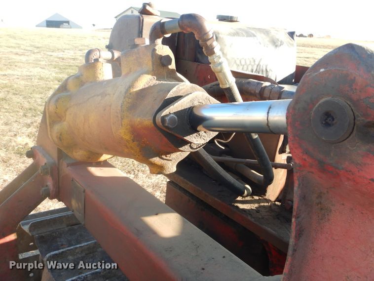 image for item DH2730 1954 International TD-9 dozer