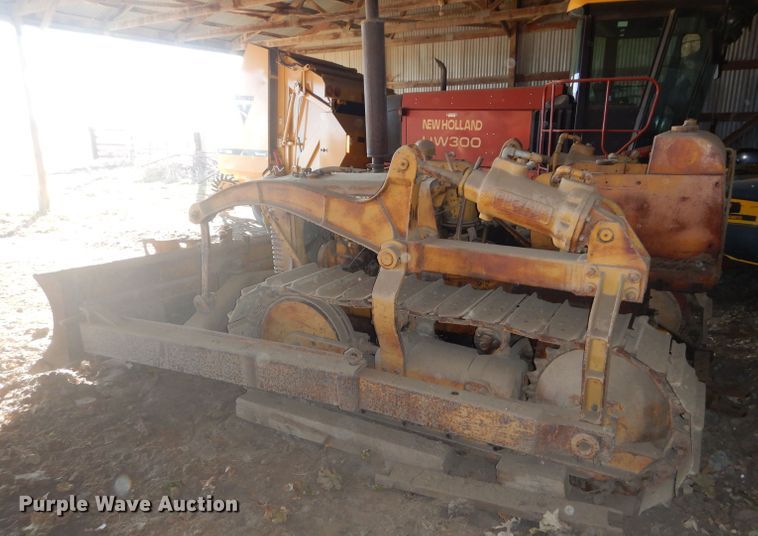 image for item DH2730 1954 International TD-9 dozer