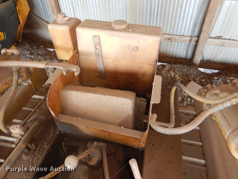 image for item DH2730 1954 International TD-9 dozer