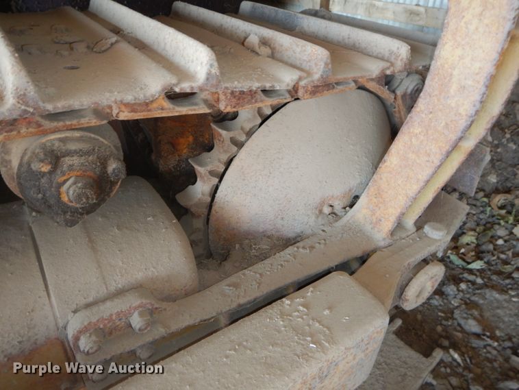 image for item DH2730 1954 International TD-9 dozer