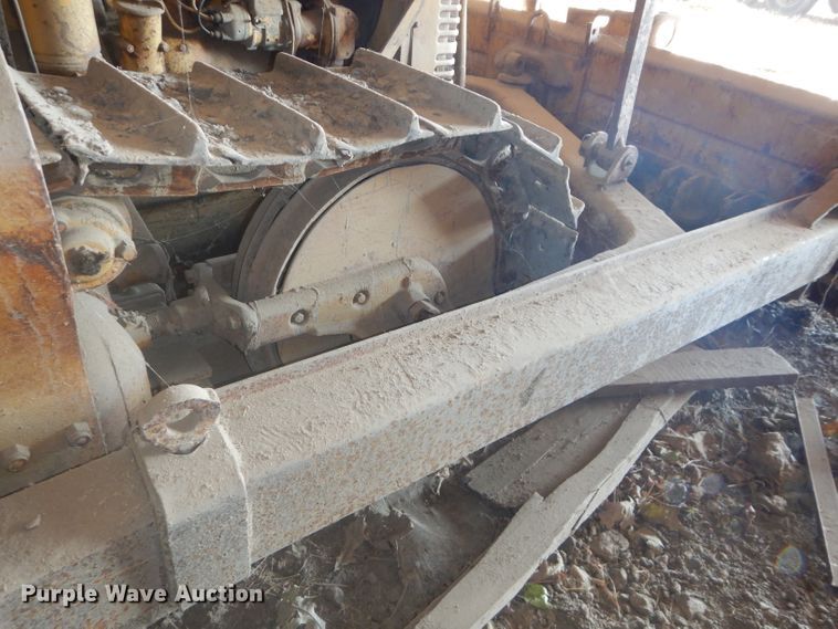 image for item DH2730 1954 International TD-9 dozer