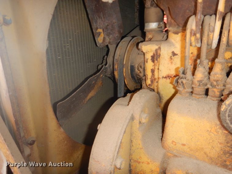 image for item DH2730 1954 International TD-9 dozer