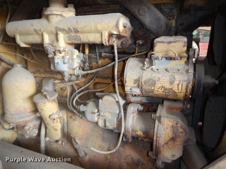 image for item DH2730 1954 International TD-9 dozer