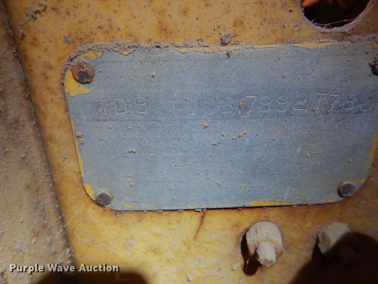 image for item DH2730 1954 International TD-9 dozer