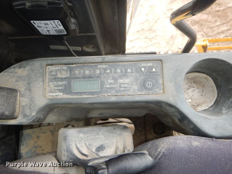 image for item DH2743 2014 Komatsu PC490LC-10 excavator