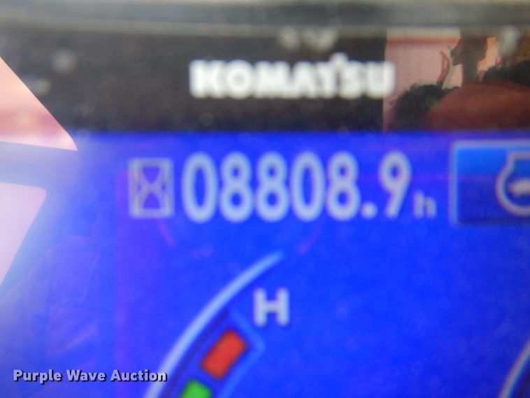 image for item DH2743 2014 Komatsu PC490LC-10 excavator