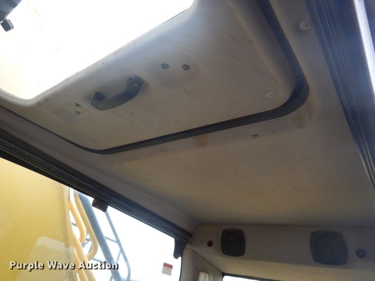 image for item DH2743 2014 Komatsu PC490LC-10 excavator