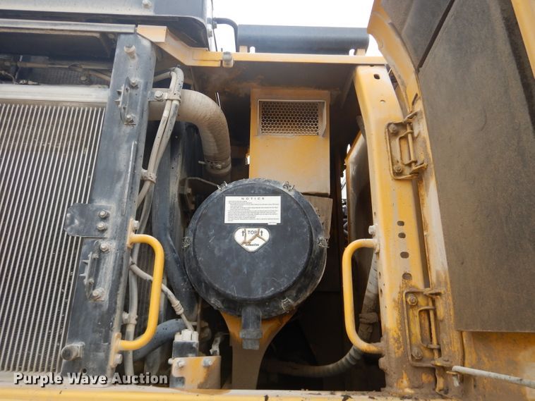 image for item DH2743 2014 Komatsu PC490LC-10 excavator