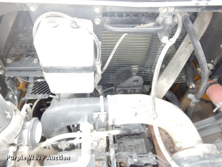 image for item DH2743 2014 Komatsu PC490LC-10 excavator