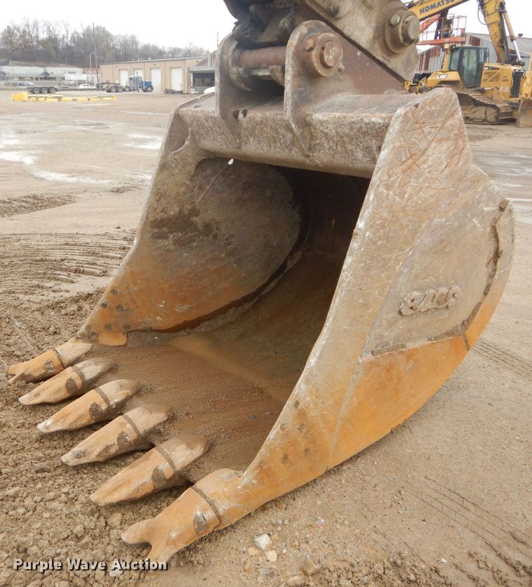 image for item DH2743 2014 Komatsu PC490LC-10 excavator