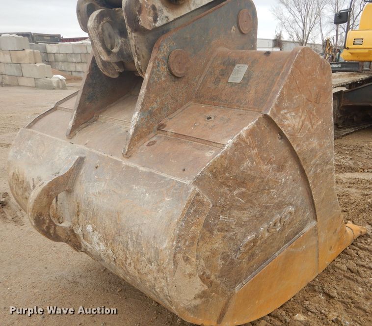 image for item DH2743 2014 Komatsu PC490LC-10 excavator