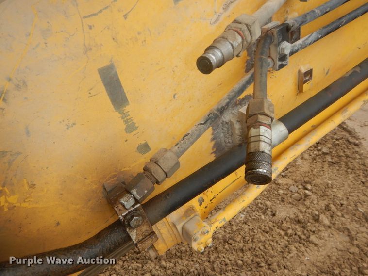 image for item DH2743 2014 Komatsu PC490LC-10 excavator