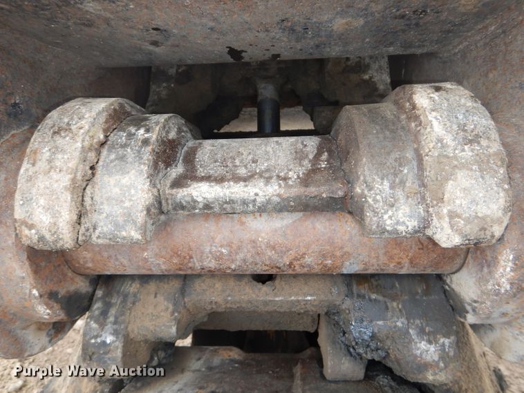 image for item DH2743 2014 Komatsu PC490LC-10 excavator