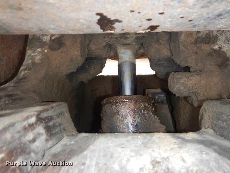 image for item DH2743 2014 Komatsu PC490LC-10 excavator