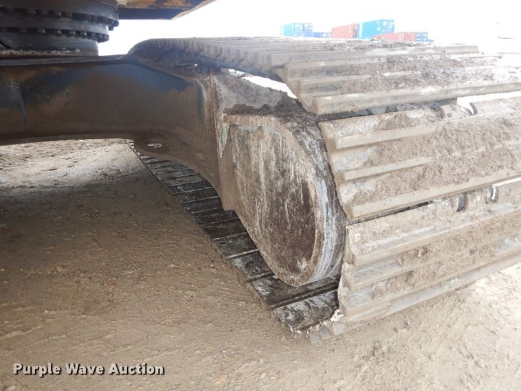 image for item DH2743 2014 Komatsu PC490LC-10 excavator