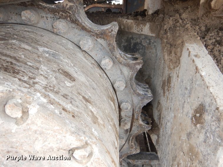 image for item DH2743 2014 Komatsu PC490LC-10 excavator