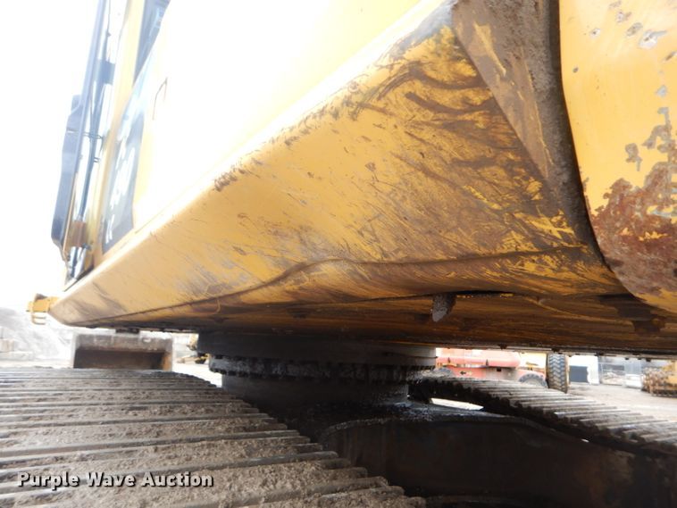 image for item DH2744 2014 Komatsu PC490LC-10 excavator