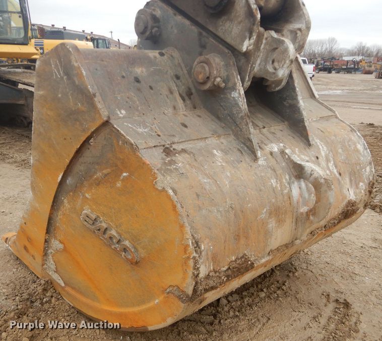 image for item DH2744 2014 Komatsu PC490LC-10 excavator