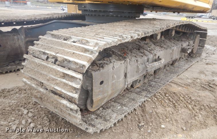 image for item DH2744 2014 Komatsu PC490LC-10 excavator