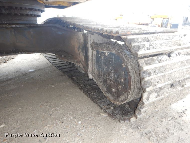 image for item DH2744 2014 Komatsu PC490LC-10 excavator