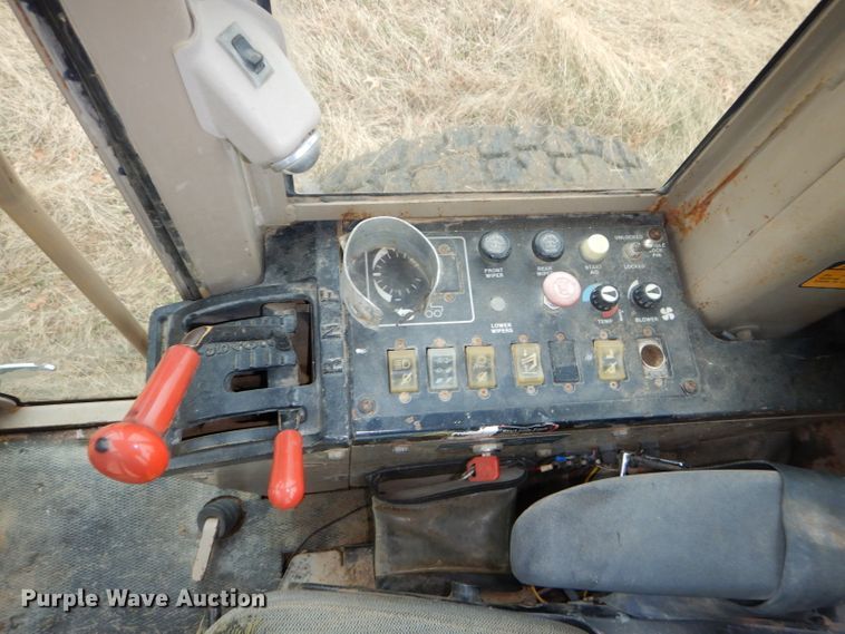 image for item DH2746 1989 John Deere 770BH motor grader